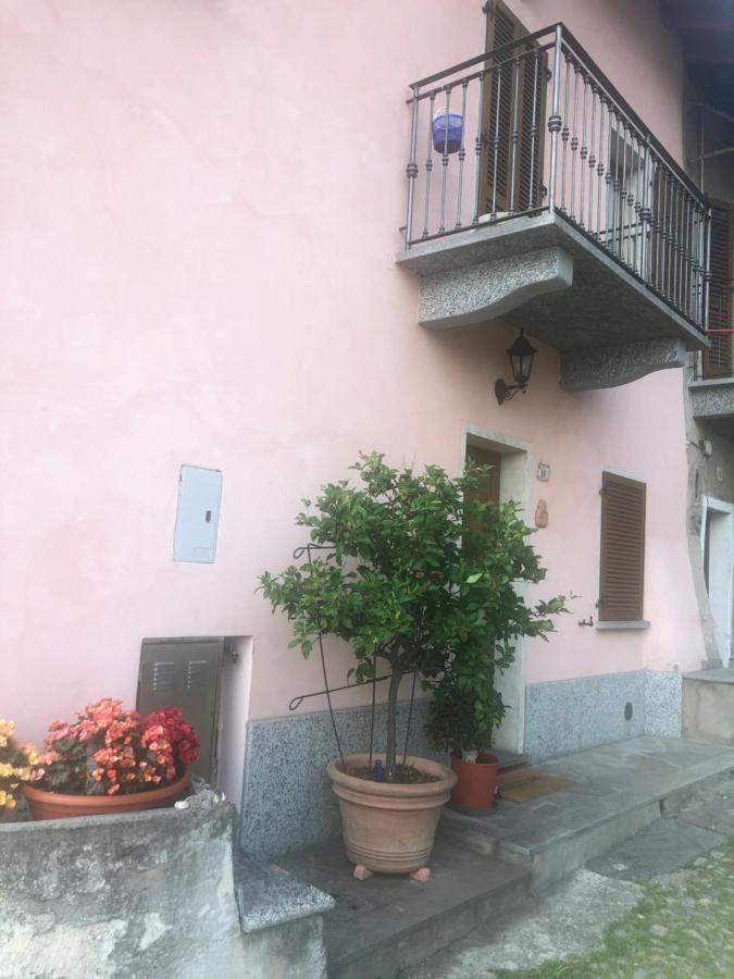 Casa Rosa Apartment Дервио Екстериор снимка